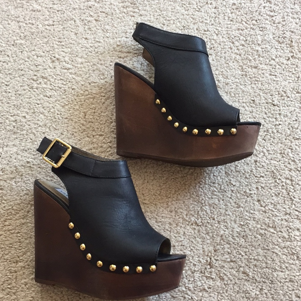 Leather wedges